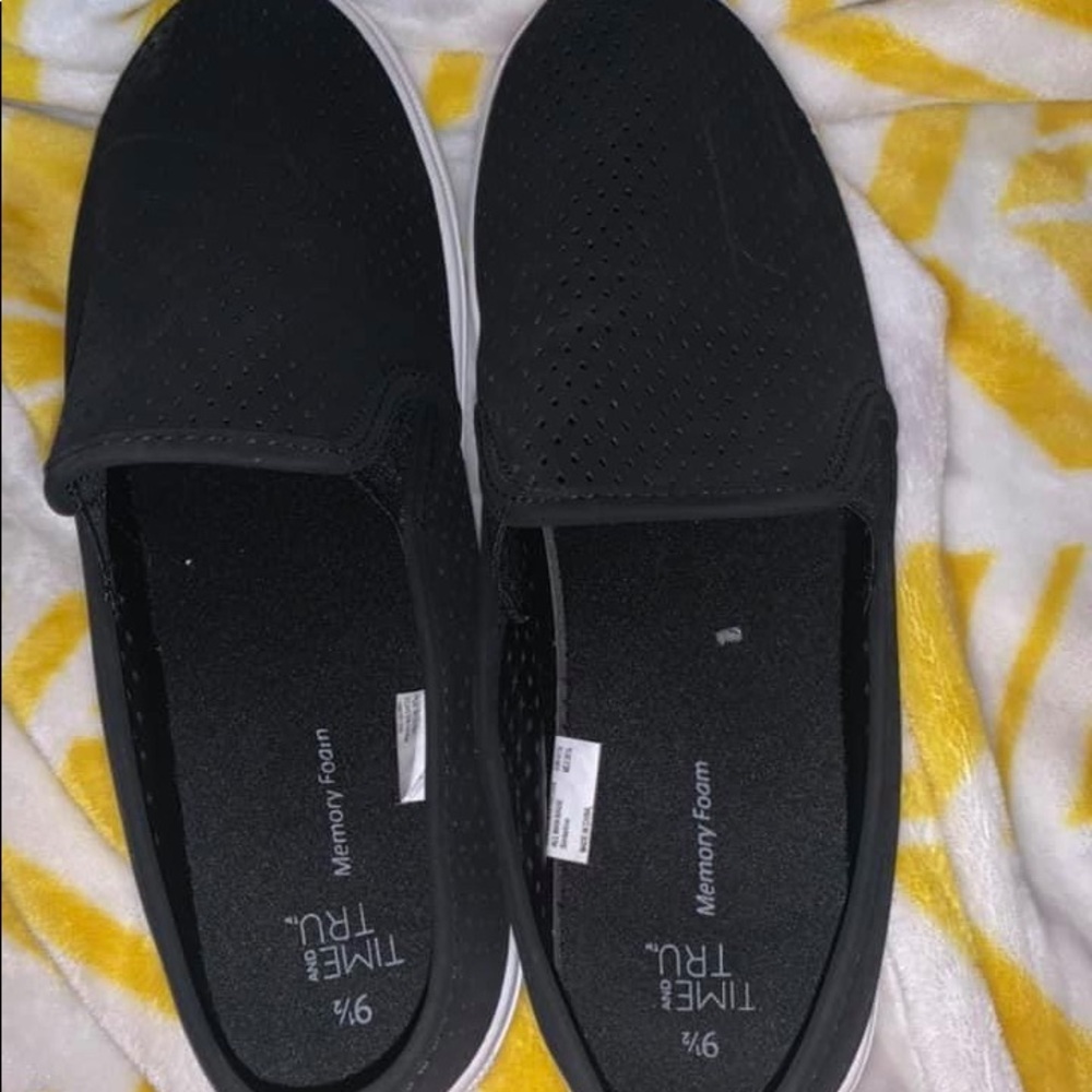 Time and Tru shoes